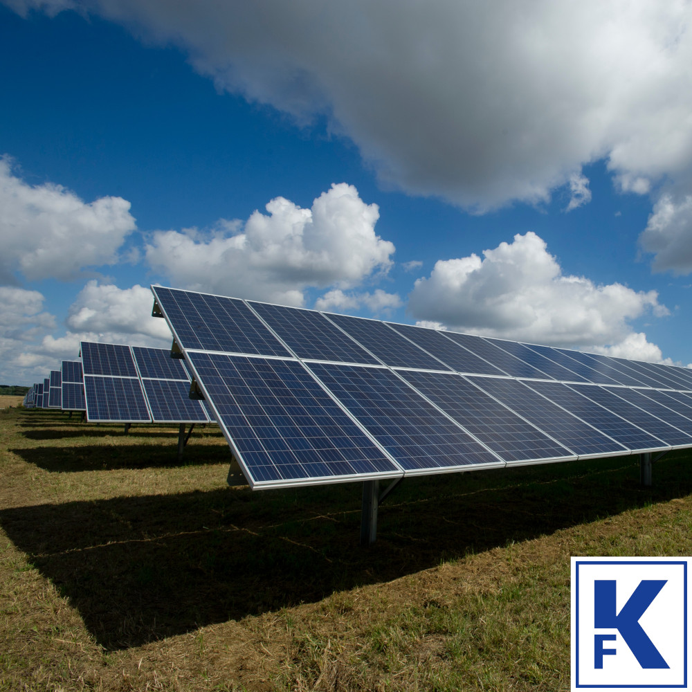 Denken Sie über die  Anschaffung von grünen Energiequellen nach? Ein Bausparvertrag eignet  sich ideal für die Finanzierung von Solar- und Photovoltaik-Anlagen. 

Wir beraten Sie gerne!

„Der Weg entscheidet!“

#solarpanel #greenenergy #strom #energiewende #bausparen