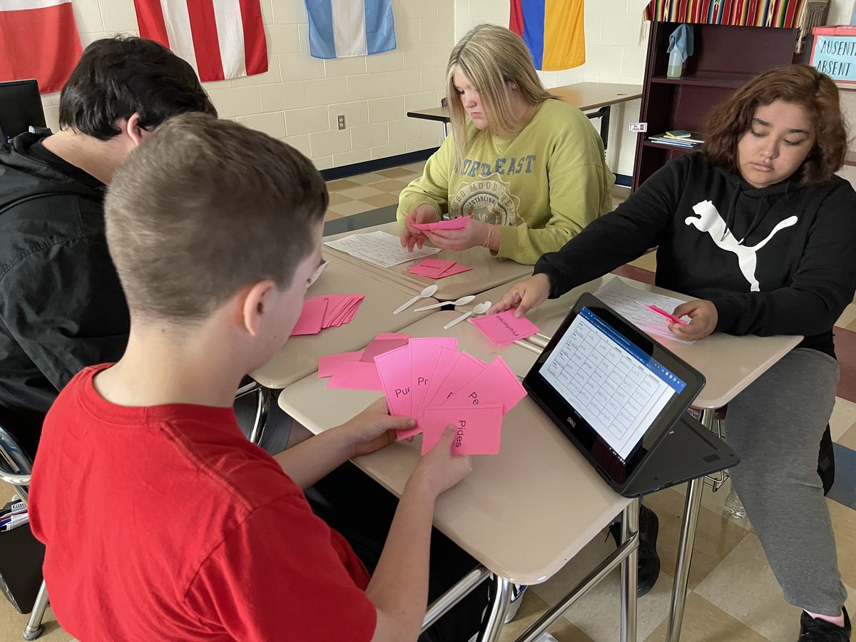 Tyler Belew (@mrbelew_wms_ap) on Twitter photo Always a great time visiting Mrs. Boyd’s room! Students were practicing verb endings via listening activities and some games of “cucharas” or spoons! Students were ENGAGED the entire time! <a href="/Hamilton_HHS_FC/">Hamilton High School - Freshman Campus</a> Always a great time visiting Mrs. Boyd’s room! Students were practicing verb endings via listening activities and some games of “cucharas” or spoons! Students were ENGAGED the entire time! <a href="/Hamilton_HHS_FC/">Hamilton High School - Freshman Campus</a>