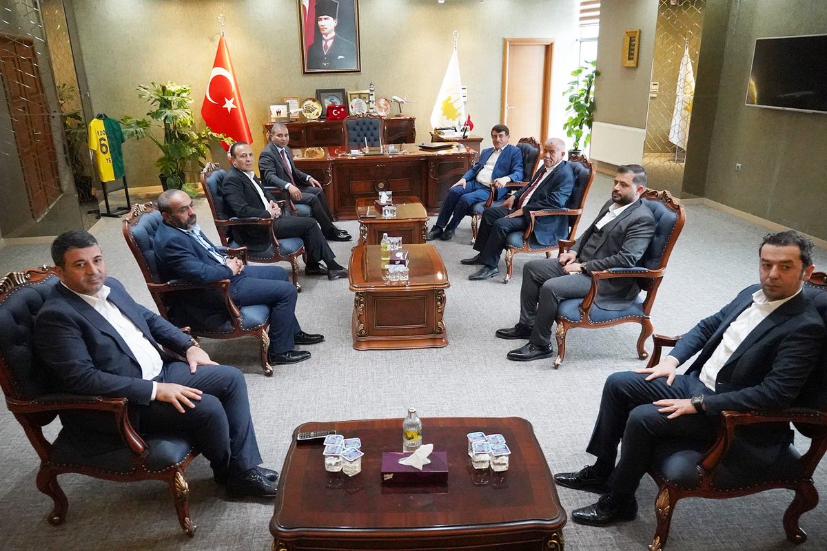 MUSTAFA ZAHİT (@mustafazahit4) on Twitter photo Bizleri ziyaret eden Kamu Denetçisi, 21-22-23 ve 24.Dönem Şanlıurfa Milletvekili Sn.<a href="/yahya_akman/">Yahya Akman</a>, E.Meclis Üyesi Sn.<a href="/IfsaEmin/">Mehmet Emin İfşa</a> ve beraberlerindeki heyetle, ilimizin güncel gelişmeleri ve ekonomik durumuyla ilgili istişarelerde bulunduk.
<a href="/sanliurfatso/">ŞUTSO</a> Bizleri ziyaret eden Kamu Denetçisi, 21-22-23 ve 24.Dönem Şanlıurfa Milletvekili Sn.<a href="/yahya_akman/">Yahya Akman</a>, E.Meclis Üyesi Sn.<a href="/IfsaEmin/">Mehmet Emin İfşa</a> ve beraberlerindeki heyetle, ilimizin güncel gelişmeleri ve ekonomik durumuyla ilgili istişarelerde bulunduk.
<a href="/sanliurfatso/">ŞUTSO</a>