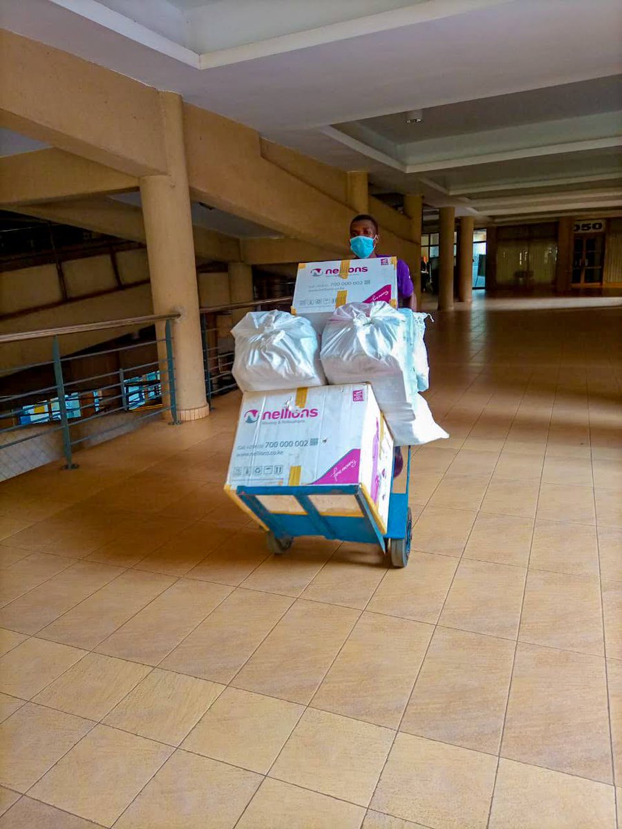 NellionsUGANDA's tweet image. Moving heavyweights? No problem! 💪 Our movers are equipped with heavy-duty trolleys and state-of-the-art moving equipment to handle even the bulkiest and heaviest items with ease.
#professionalmoving #moversUganda