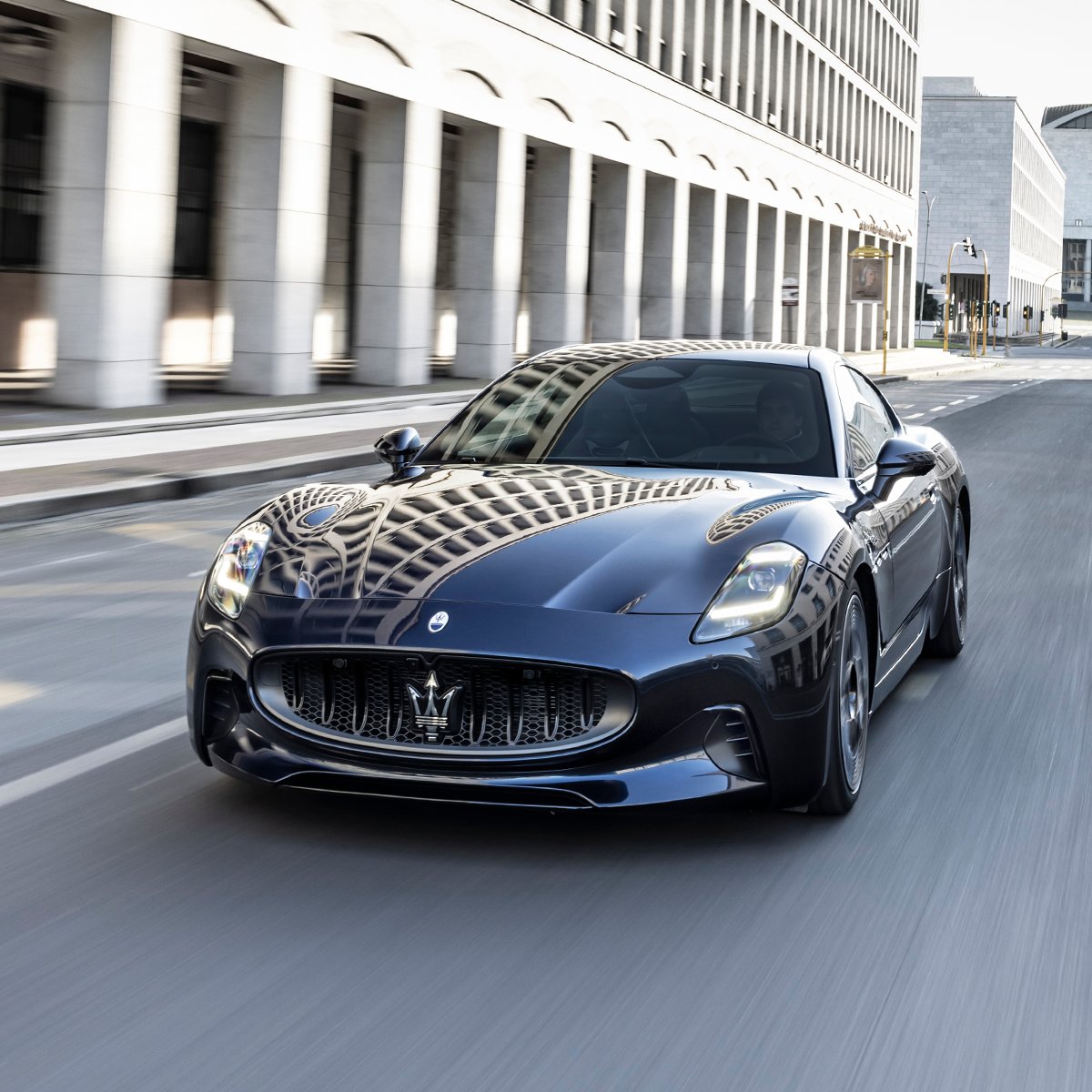 We like our acceleration fast.
100km/h in 2.7 seconds.
The electric-fast Maserati GranTurismo Folgore.
#MaseratiGranTurismo #Maserati