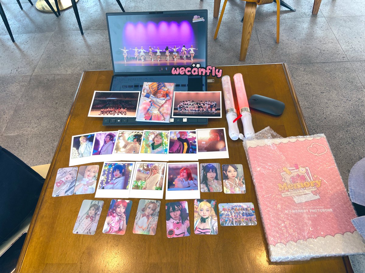wecanfly9's tweet image. 뮤즈메모리 포토북, 무대영상 수령 기념 상영회! 😍🥰☺️