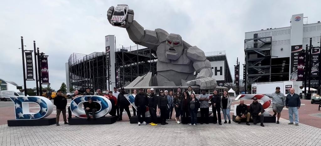 sodexo_live's tweet photo. Happy race weekend @MonsterMile!😎
Team @sodexo_live is revved up and ready for what's sure to be an amazing (and scrapple-filled) weekend to come! 💯🏎️
#Wurth400 #AGAME200 #GeneralTire125 #MonsterMile #DoverSpeedway #Hospitality https://t.co/vOjYbG0wWc