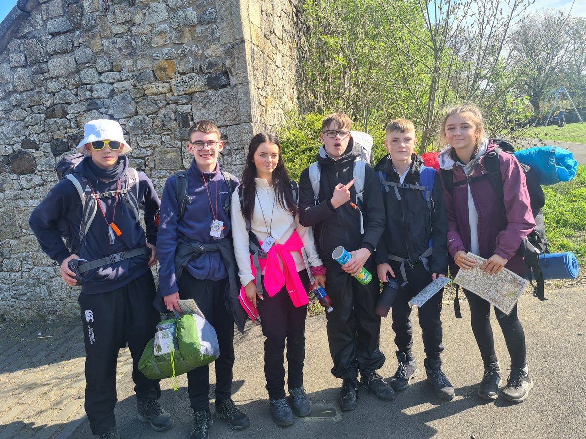 Well done to these S3 pupils who absolutely smashed their bronze practice expedition last weekend!
#bronzeDofE  @Boness_Academy @DofE @DofEScotland