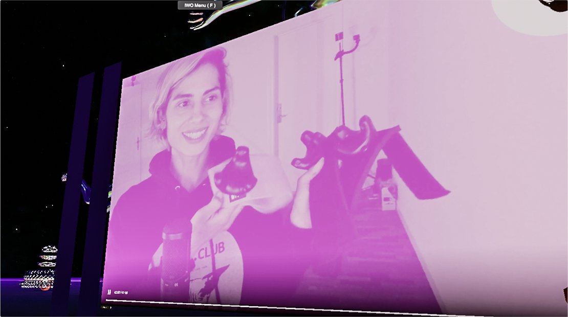 R00TSCLUB's tweet photo. Using VR to Explore New Art Dimensions https://t.co/ATrpBvVVb3 #fullbodytracking #virtualperformer #FBT https://t.co/j6dMAvaeME