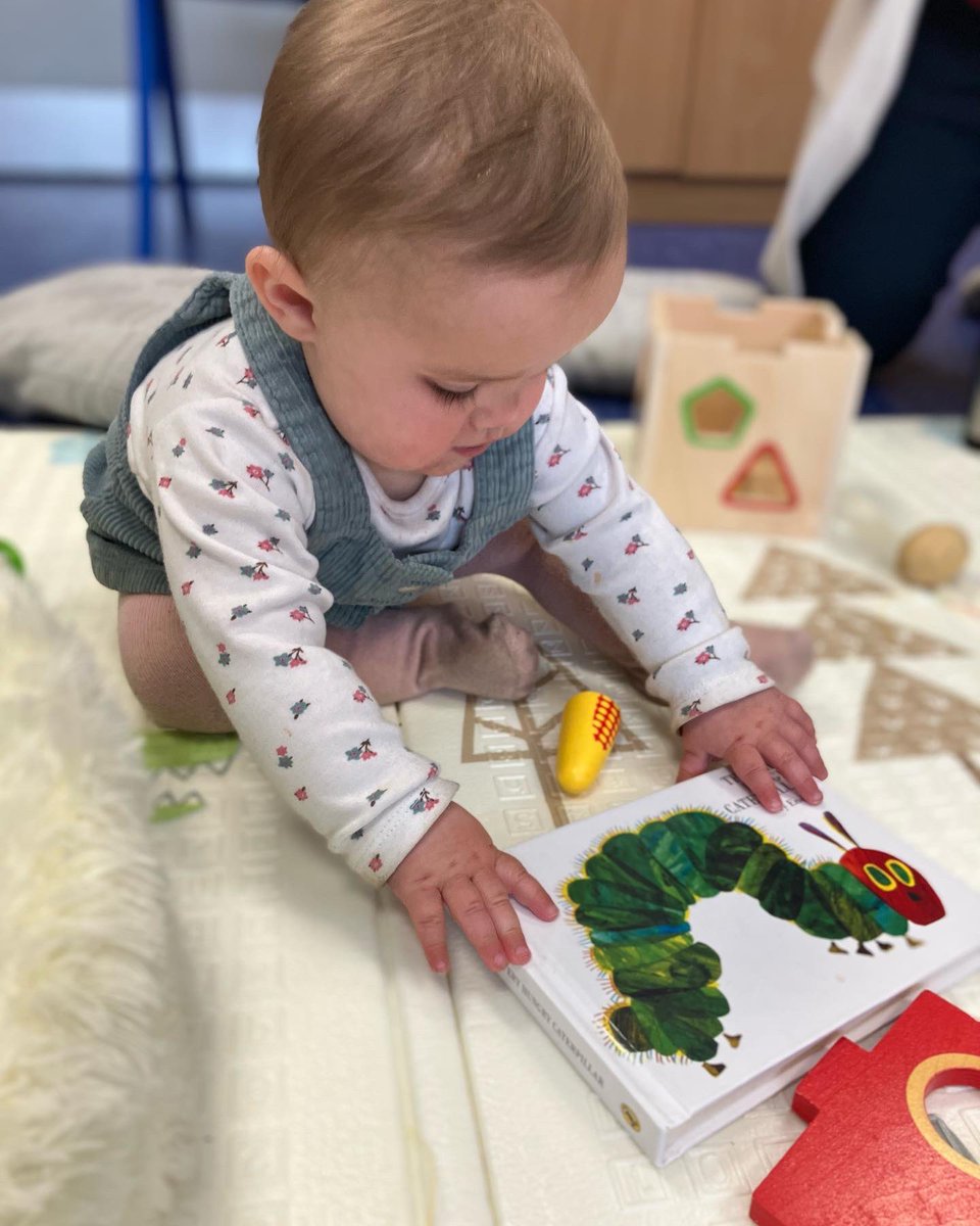 EarlyLifeGroup's tweet photo. 🦋🐛 The Hungry Caterpillar 🐛🦋
When mum gets the memo it’s caterpillar week- our beautiful butterfly 😍
#earlylifegroup #earlylifeprogramme #First1001days #ffet https://t.co/VlcCVdDi2K