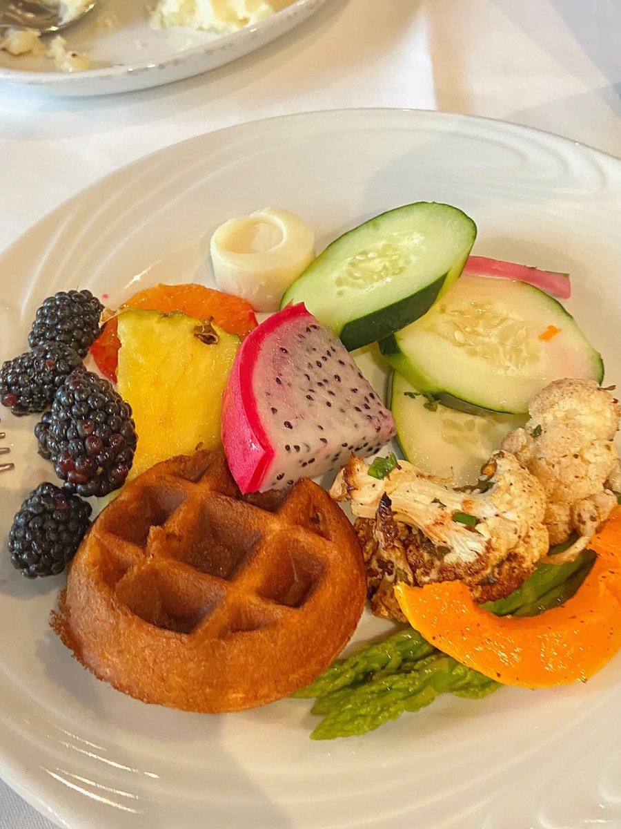 Adam85368955's tweet photo. A good day starts with breakfast! https://t.co/Fnb0nWnVvO