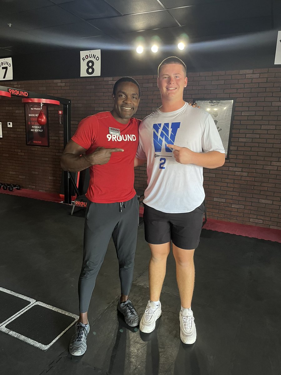 EARL EVOY JR. tweet media