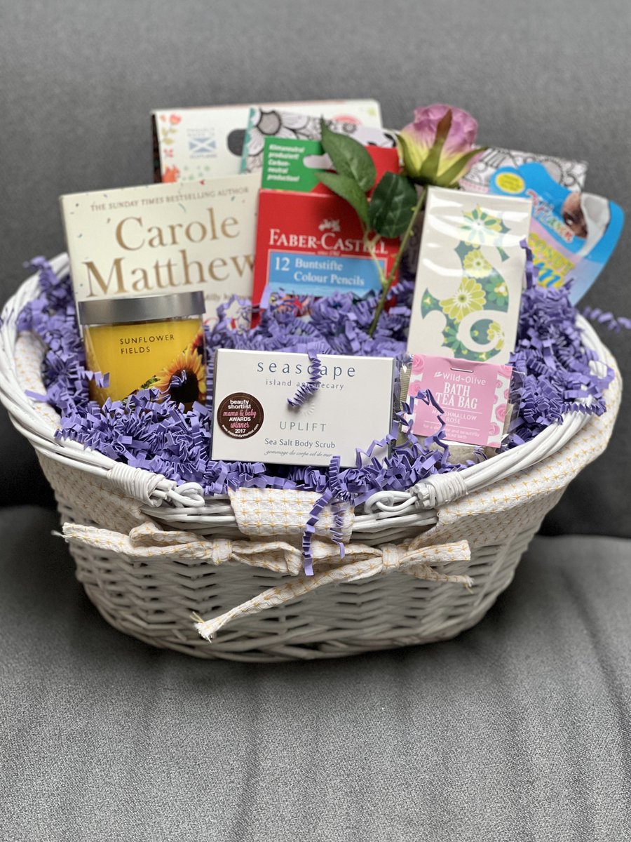 Today's Gift Basket Of The Day is "Me Time Pamper Gift Basket" 🧘‍♂️

ow.ly/K9TF50NQBpc

Follow &amp; RT to enter #prize draw to #win a Gift Basket. More info via our blog. 

#dailydispatch #gifts #competition #giftbasketsrule #pampergifts #wellbeinggifts
