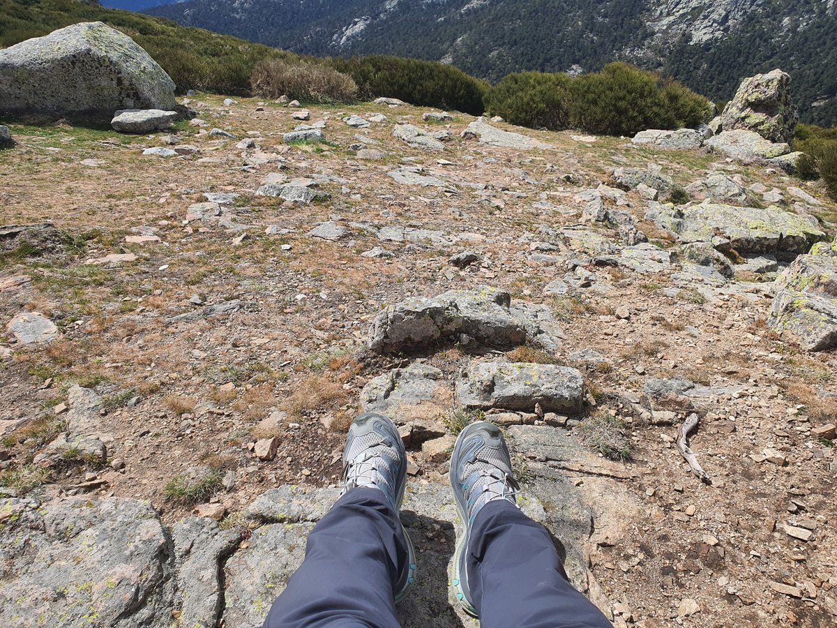 Lo mínimo bien hecho, es lo máximo.
The minimum well done is the maximum.
#lluvia #minimalist #welldone #28Aprile #28Abril #28avril #28AbrilESP