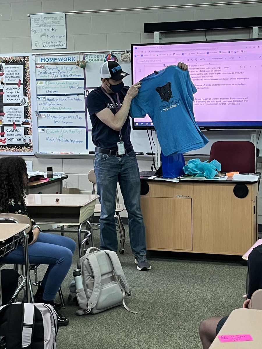 Moore Square GT/AIG Basics Magnet Middle (@thesquarem2) on Twitter photo Our <a href="/MooreSquarePTSA/">Moore Square PTSA</a> showed Mr. Anderson some Moore Square love today to celebrate him being a finalist for WCPSS Teacher of the Year! He made it to the top ten out of 192 schools! 💙🥇 Our <a href="/MooreSquarePTSA/">Moore Square PTSA</a> showed Mr. Anderson some Moore Square love today to celebrate him being a finalist for WCPSS Teacher of the Year! He made it to the top ten out of 192 schools! 💙🥇