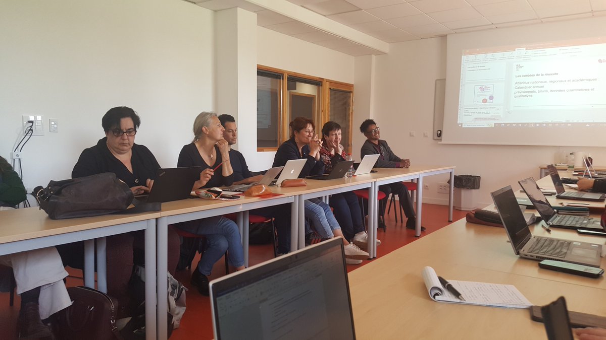 Comité de pilotage des #cordéesdelaréussite <a href="/insadelyon/">INSA Lyon</a> vendredi 28 avril 2023, l'occasion de  préparer le bilan et le prochain appel à projets et de discuter entre établissements "Tête de cordée" <a href="/CentraleLyon/">Centrale Lyon</a> <a href="/EMLYON/">emlyon business school</a> <a href="/UnivLyon1/">Université Lyon 1</a> <a href="/VetAgroSup/">VetAgro Sup</a>  et tous les autres...<a href="/academielyon/">Académie de Lyon</a>