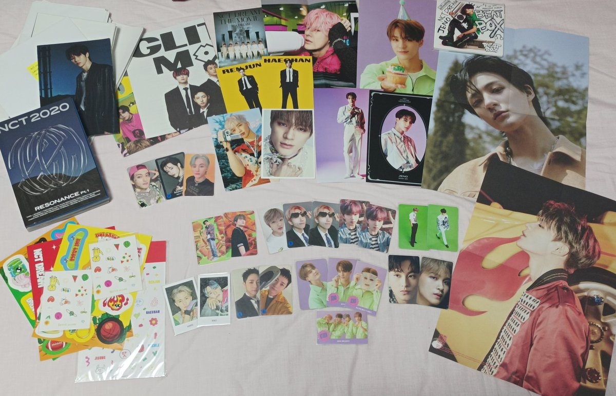 renhyuckcrumbs's tweet photo. ✨TDS2 IN MANILA OFFICIAL MERCH FREEBIES✨

🌱 First come first serve
‼️limited qty 
🗓️ 29 April 2023
📍TBA

RT &amp; like are very appreciated 😊🫶🏻

#NCTDREAM #TDS2inManila #THEDREAMSHOW2_In_A_DREAM #THEDREAMSHOW2_in_MANILA https://t.co/Ne8hbkGMfi
