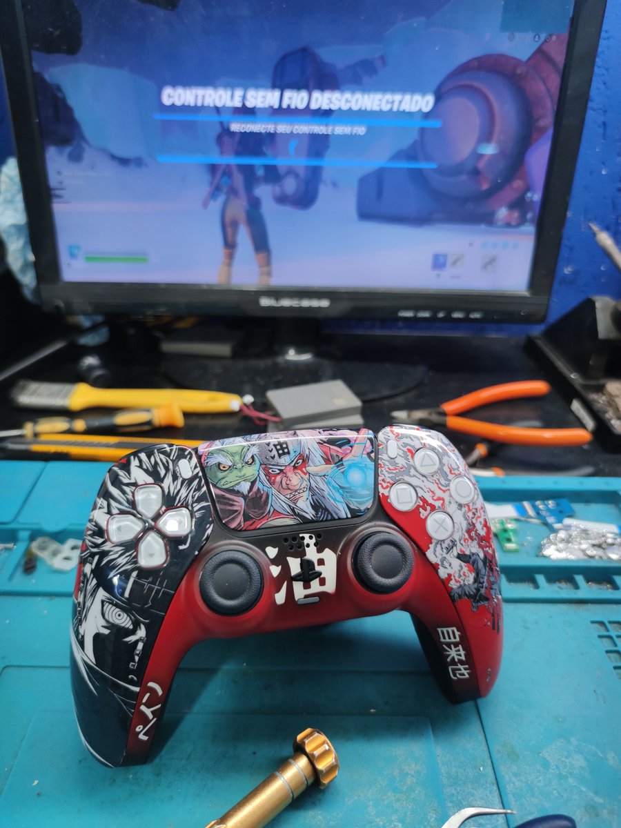 GGControles's tweet image. Bom dia  Gamers❤️
 Nosso cliente enviou seu controle para personalizar na pintura Jiraya o lendário sannin de konoha.
E olha aí o resultado final dessa belezinha.
