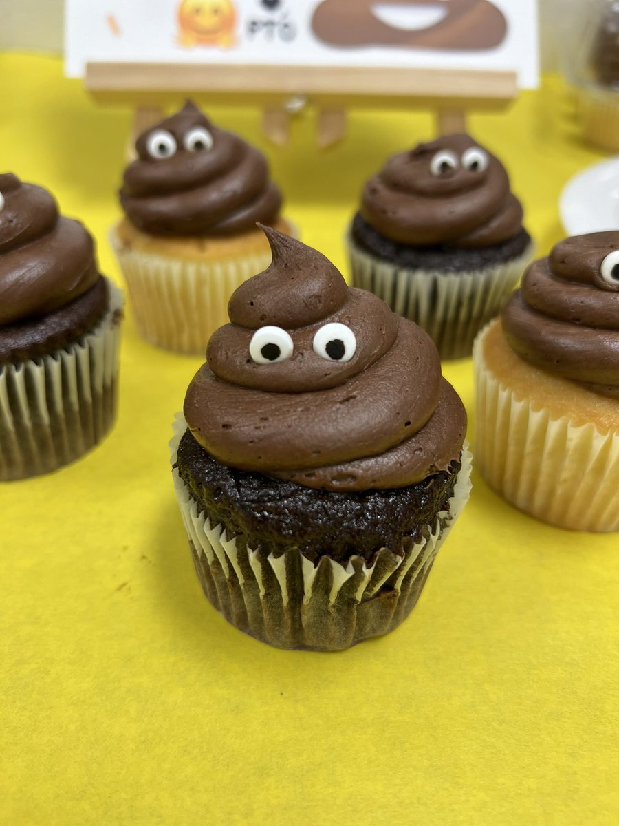 GESGatorPTO's tweet photo. A little pick-me-up for our @GESGATOR staff on this rainy Friday. Only 4 weeks until summer break!!!!💩🤗😁 https://t.co/iANUwbEXpx