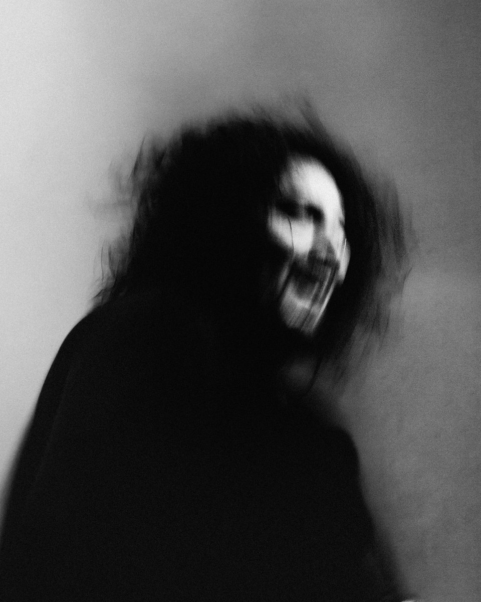 THE SILVERBACK tweet media