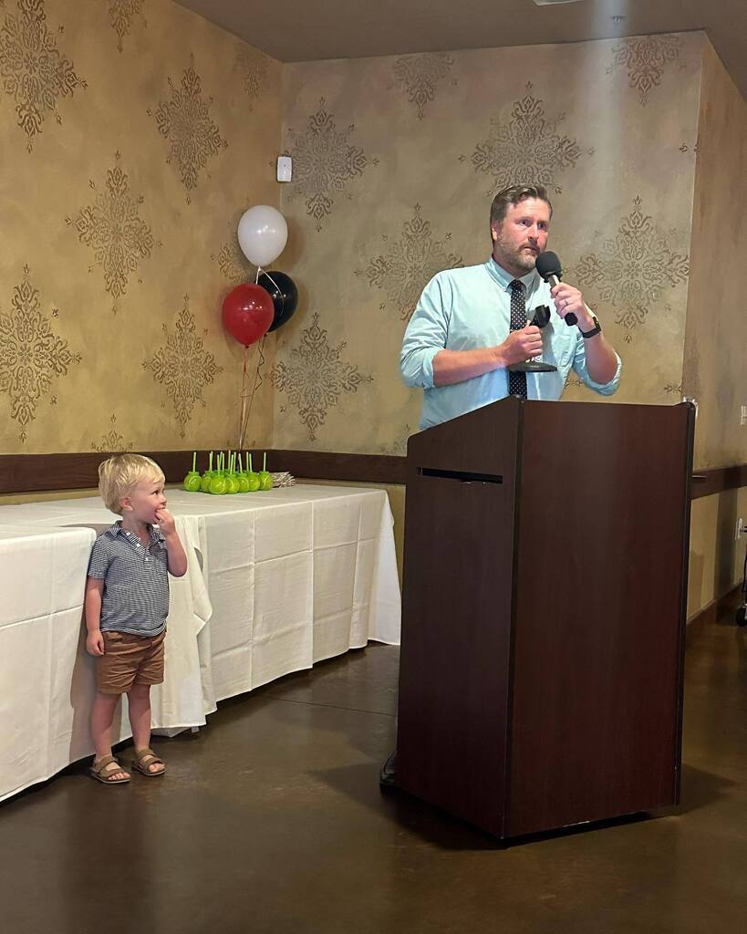 Little coach in the making? instagr.am/p/CrlQzfIOm3j/