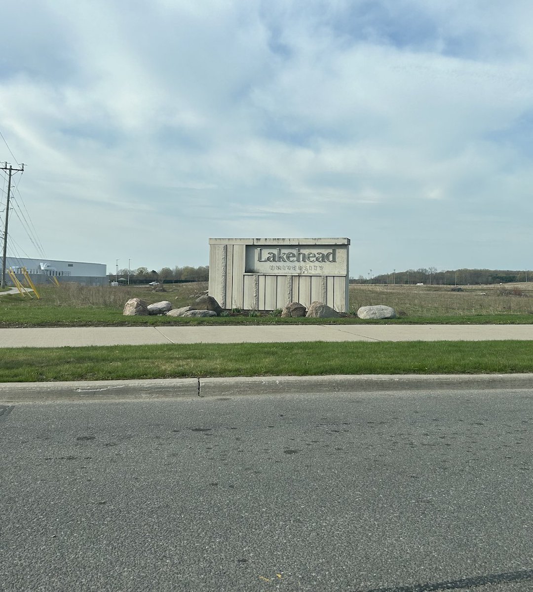 Sebasualto's tweet image. Looking forward to lots of learning today at the Indigenous Math and Education Conference @LakeheadOrillia  #IKMath2023. Workshop&apos;s about to start!