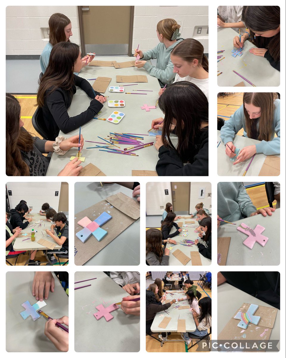 fi_mme's tweet photo. Today we welcomed @CrockADoodle to SJPII. Ss created some beautiful works of art. Thank you to Mme Franklin for organizing.  #DCDSBCommunity https://t.co/rrMv24vBJv