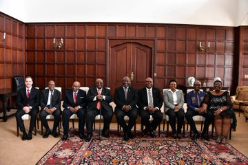 SAgovnews's tweet photo. Photos |  The Grand Patron of National Orders, President Cyril Ramaphosa, with the 2023 recipients of National Orders at the Sefako Makgatho Presidential Guest House in Tshwane. #NationalOrders https://t.co/L4G7RCN1Dl