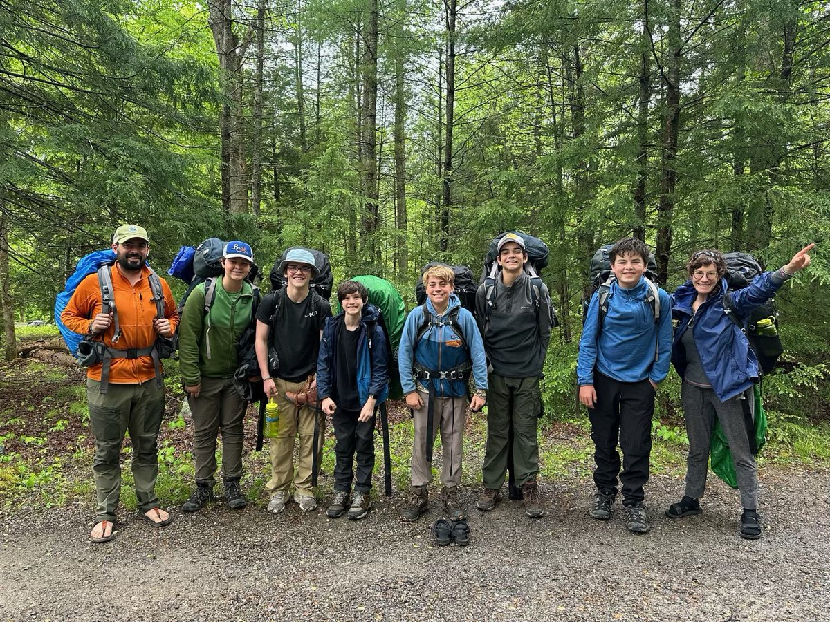 CoeGses's tweet photo. The students are getting ready to head back your way this afternoon! In the meantime, here are some quick pics of your students ready for backpacking action (1/3) https://t.co/stUV4Idqnn