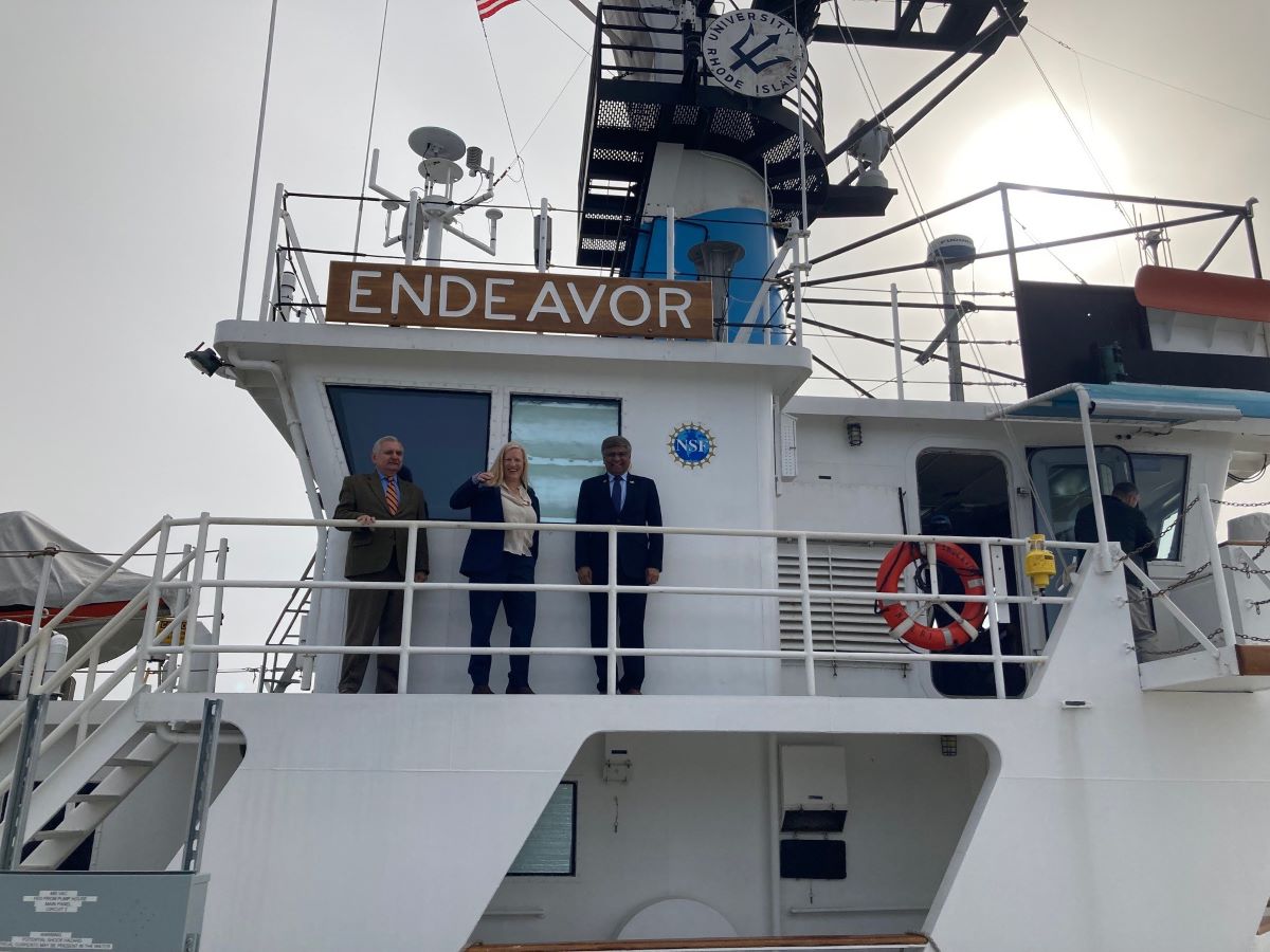 NSFDirector's tweet image. What a warm welcome by @universityofri President Marc B. Parlange.

Great to be here with @SenJackReed to learn about the bold, transformative approaches to STEM education training, and meet with the @NSF-supported students, researchers and faculty.