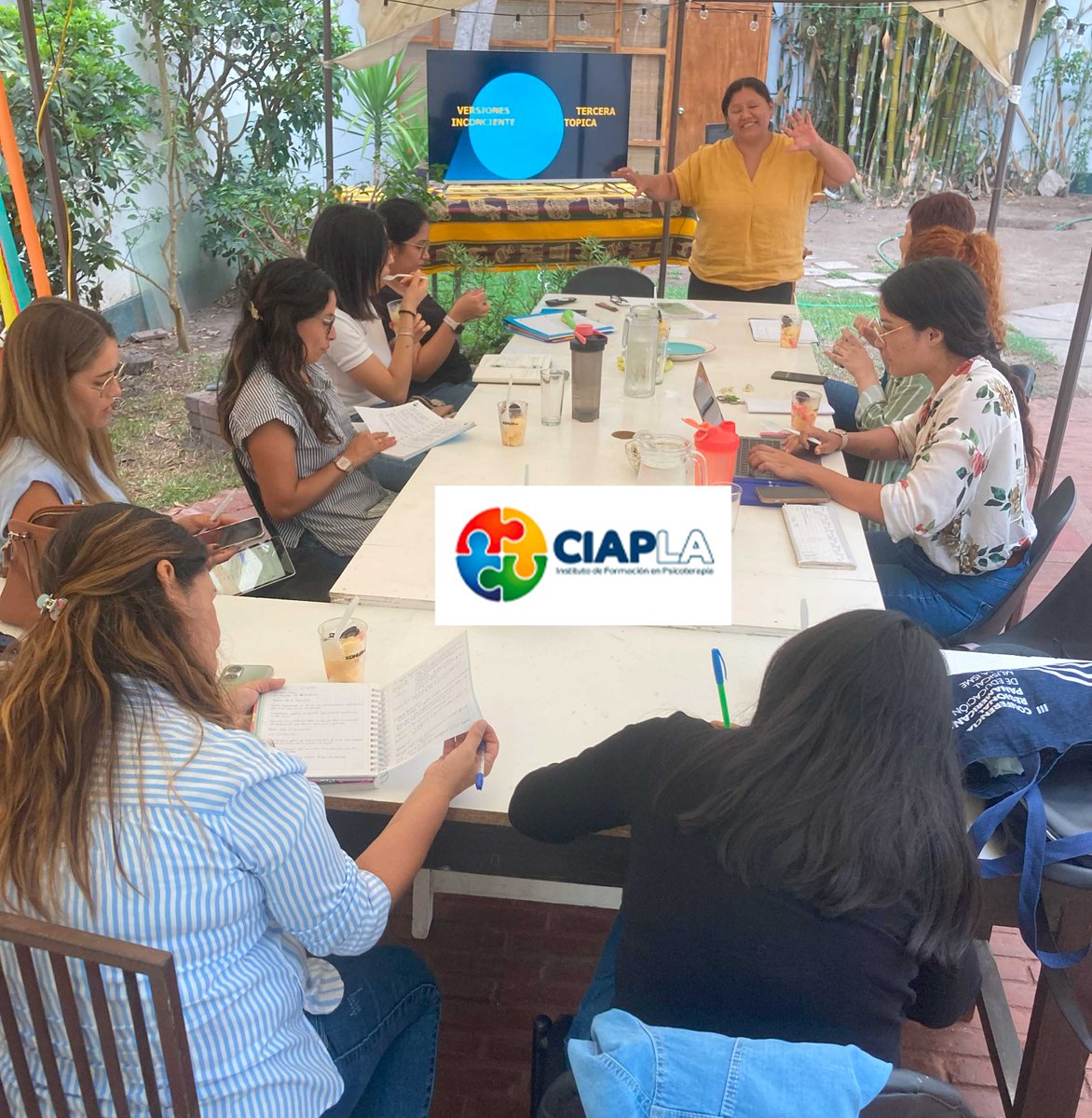 ciapla's tweet photo. Toca pensar el inconsciente formado por componentes que se van transformando. Esto posibilita una técnica del tratamiento con intervenciones específicas en función de la estructura de personalidad y del cuadro psicopatológico. #PsicologosCiapla #IA #PsicoterapiaPeru https://t.co/aFZmp7fE8L