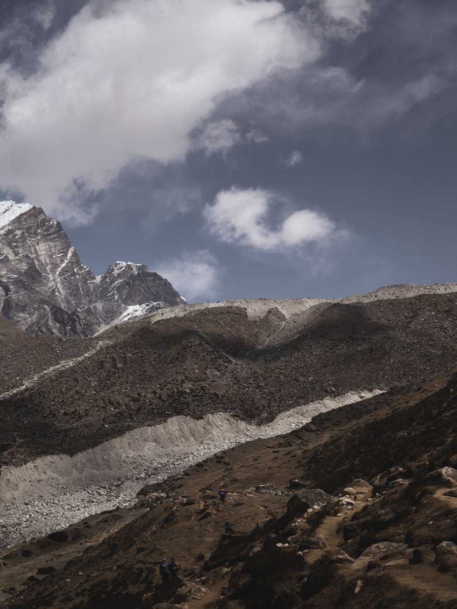 eliteexped's tweet photo. The best first peak for budding mountaineers? Island, Mera or Lobuche East Peak are all great 6,000ers to take your first steps from trek to summit. We have treks going this autumn or in Spring 2024. ✉ info@eliteexped.com https://t.co/eDoey1w01p