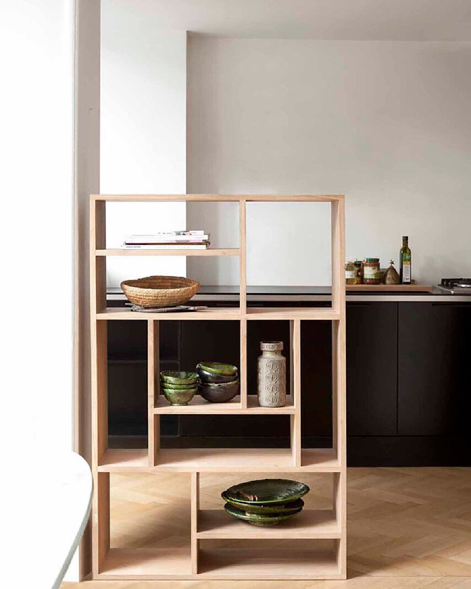 clutch_modern's tweet photo. Time to upgrade your #bookshelf! A new bookcase not only adds a stylish touch to your room but also keeps your beloved books organized and easily accessible. 

#modernhome #designinspiration  #interiordesign #clutchfurniture #clutchmodern https://t.co/Hen7EsIFsI