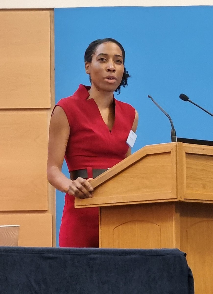 KerriBaker20's tweet photo. @sarah_itam identifying how we can be allies for those experiencing gender, racial or other discrimination:

1. Acknowledge the problem (this inc by &amp; in big organisations!)

2. Speak out 

3. Advocate for improvement/action

Diversity of leadership is so important.

#wil2023 https://t.co/DbQSpNc6Ti