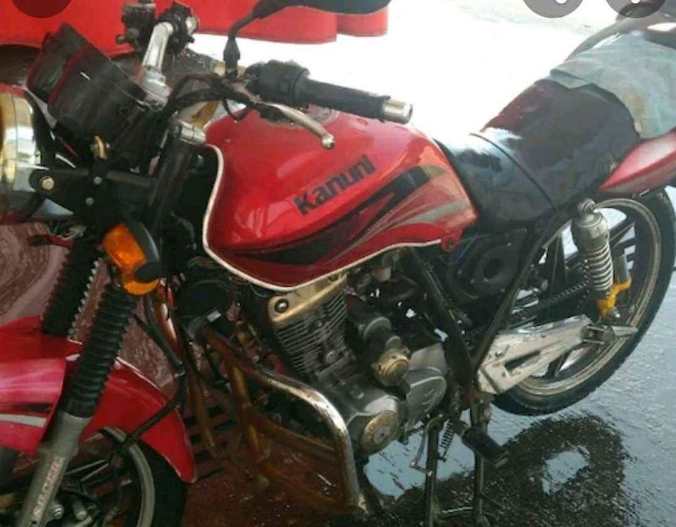 _iskenderun_'s tweet photo. BİSKLET FİYATINA BU MOTOR ÖN ARKA LASTİKLER SIFIR DUBLEX AKÜ YENİ  MOTOR  GÜNLÜK KULLANDIĞIM BİR ARAÇTIR RENAULT BRODWAY VEYA RENAULT KANGO İLE ÜST PAZARLIK DAHİLDİR.
TAKASA AÇIKTIR https://t.co/zX0bbj2ctM