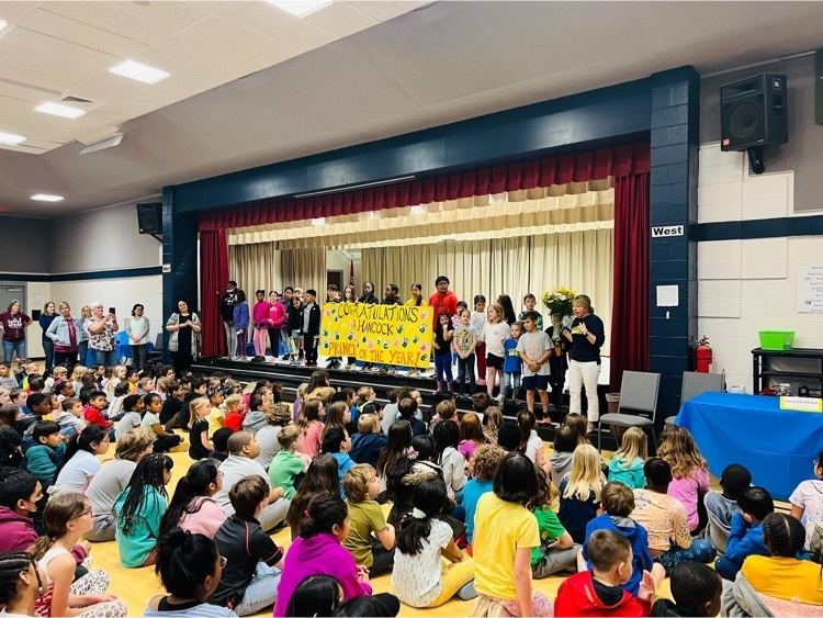 Smith_Seabees's tweet photo. We love our ABSS Principal of the Year!!  We surprised Dr.  Hancock this morning with a celebration in the gym! Congratulations again!! 🎉🌟💙🐝 #SeabeeProud @absspublic https://t.co/rhpnupubgx