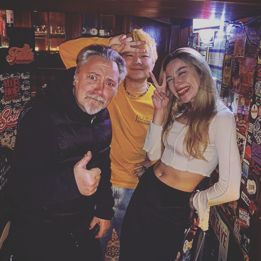 dj_brave_story's tweet photo. 『BOOTY BANGERZ』

本日から毎月最終金曜日Booty Sapporo 2F LOUNGEで『Booty Bangerz』がSTART!!

僕にとっては、DJを初めて現場でした場所で5年ぶりくらいにここに戻って来れたので大変満足です!!

ありがとうMaxxxine&amp;Seboo

#booty #sapporo #start #bootybangerz #banger #lit #party
#初心 https://t.co/quhIixNT6v