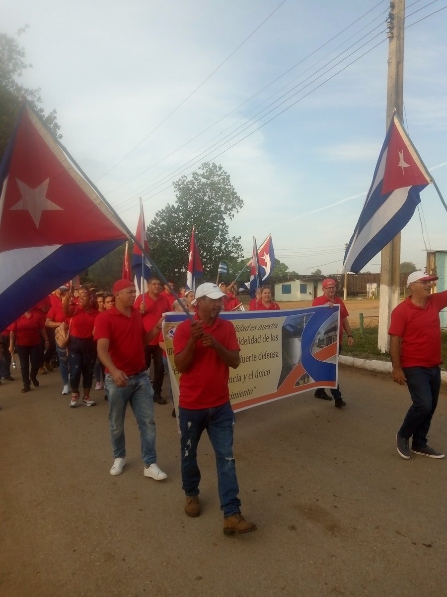 alficsaplussa's tweet photo. ALFICSA PLUS S.A.
1ro de Mayo, Creando y Venciendo. 
Por la Patria, trabajar Unidos
#ALaPatriaManosYCorazon 
#MejorEsPosible https://t.co/gfHWfshzG2