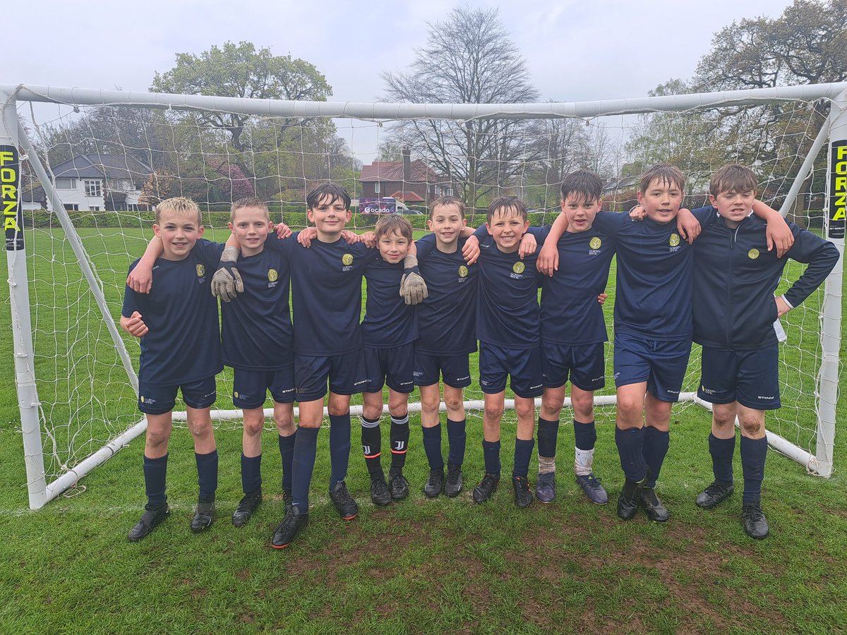 GorseyBank's tweet photo. They might look a bit soggy but the smiles (not to mention medals and trophy!) speak of a giant win in last nights Wilmslow schools football competition yesterday - well done boys, amazing achievement! 👏👏👏🏆🏆🏆 #gorseype https://t.co/HIqL2WArkA