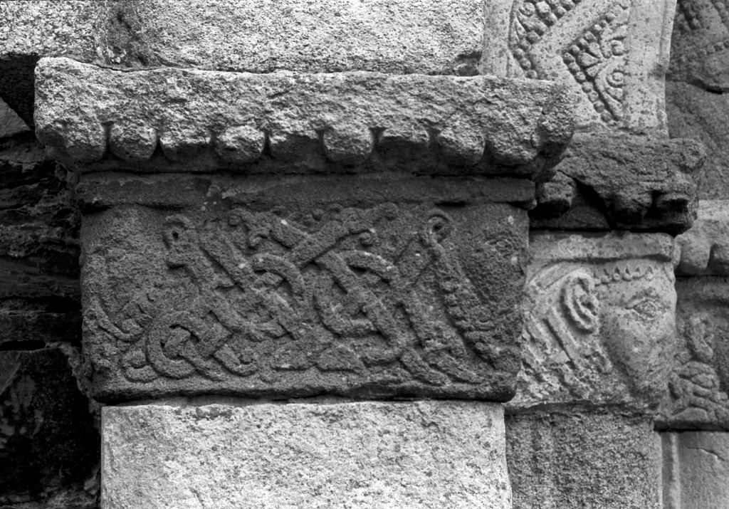 crsbi's tweet photo. It’s the weekend and here’s our #WeekendSiteHighlight for the week: St. Diarmait mac Siabairr & St. Comgan, Killeshin
Take a look at the report for details of the #Romanesque sculpture at this site - https://t.co/YqDRUm8DkX https://t.co/tLepPYxdHW