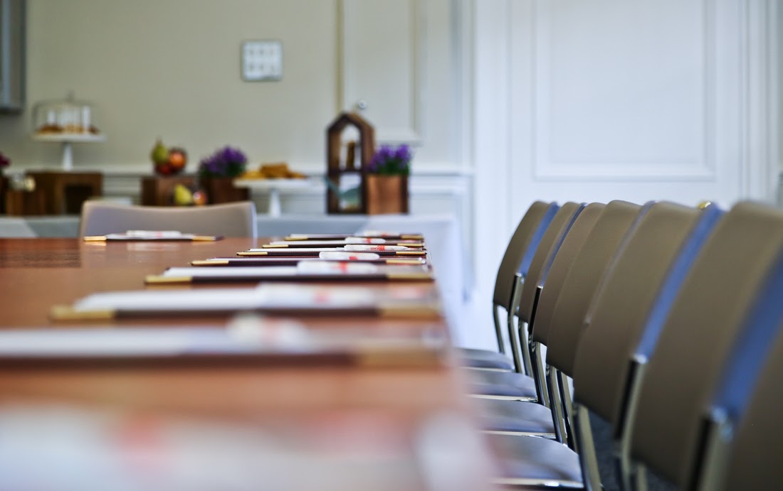 From cozy, intimate settings to spacious rooms, our meeting spaces come in various sizes to suit your unique requirements. 

Find out more: bit.ly/3ctJ1Fc

#Londonvenuehire #meetingrooms