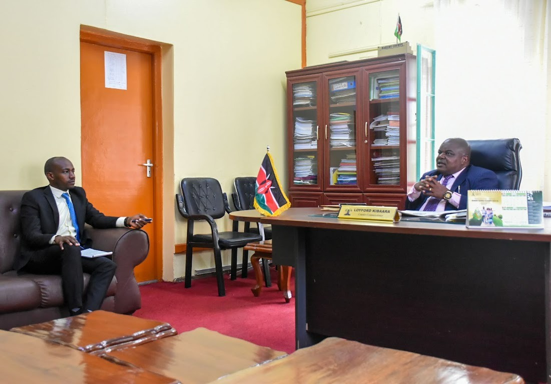 MediaCouncilK's tweet photo. Access To Information: The @MediaCouncilK urges county security team in Nakuru Region to guarantee media space to enable them to exercise their role as public watchdogs. 
More: https://t.co/xECf0z6E5w https://t.co/W3KSD6DQ0h