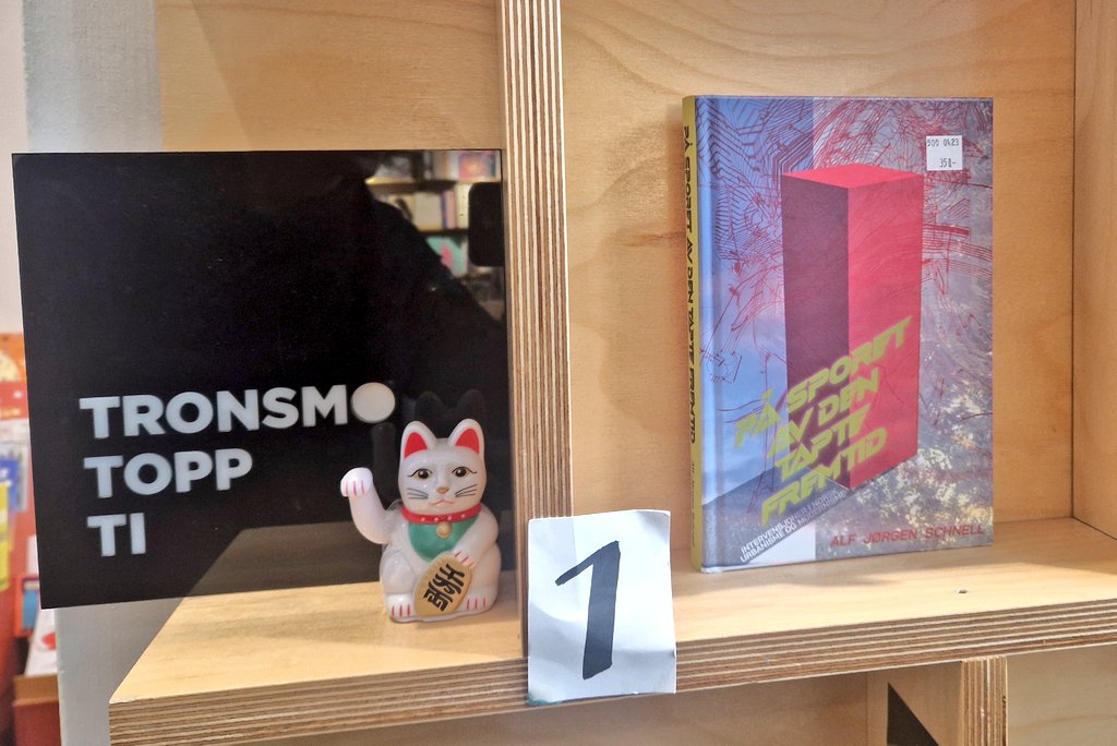 HannahEline's tweet photo. 💥 Alf Jørgens bok om byen på førsteplass på @TronsmoBoeker! 😎 Løp og kjøp, enten på Tronsmo, eller online på @Tekstallmenning 👇
https://t.co/ujR8BHHTJT https://t.co/MnXibsSB4v
