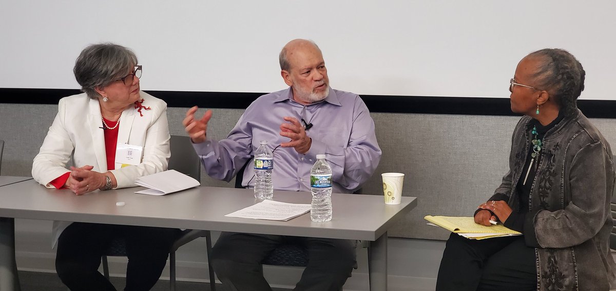 goldiebug's tweet photo. So amazing to hear the origin stories of #ReadingRainbow from the creators, Cecily and Larry Lancit, in conversation with stiryteller/librarian extraordinaire Jan Ridgeway. @VHamiltonConf #35VHC https://t.co/yUf7xuZENN