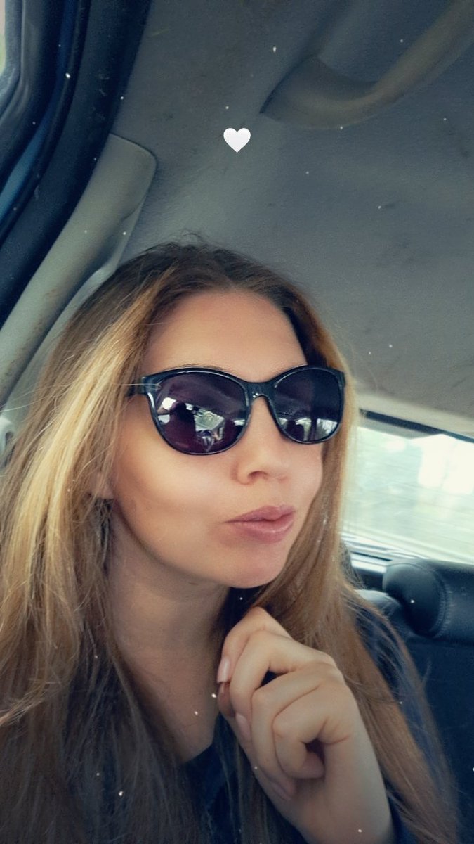 AmyLoui31786066's tweet photo. Officially joined the short distance crew 😅 #shortdistance #sunglasses #glasses #spring https://t.co/FgO6SA58Km