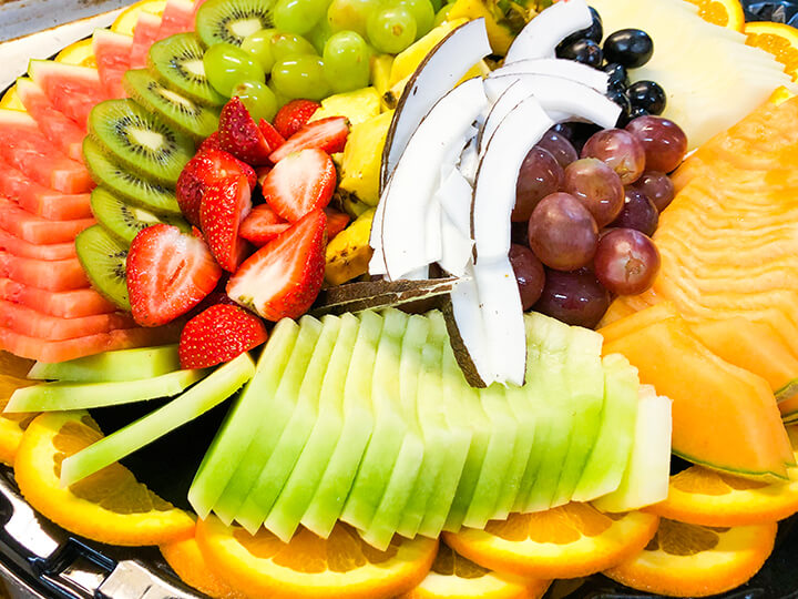 StuffRestayrant's tweet image. Large groups, weddings, bus tours, backyards BBQs, pig roasts, and more.