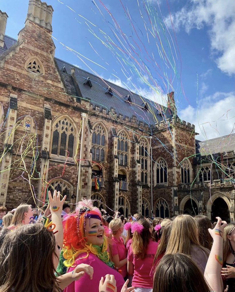 The first ever Clifton College Pride Parade went off with a bang! 🎉 🏳️‍🌈 🥳❤️🧡💛💚💙💜 #prideparade #cliftoncollege