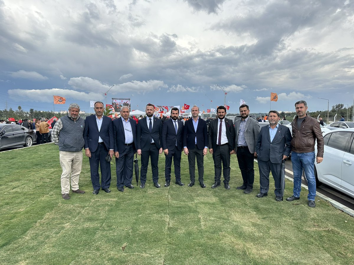 orhantsn's tweet photo. Doğru adımlarla, Doğru ADAM’la yola devam…
@Akparti https://t.co/4roBcIh8Ft