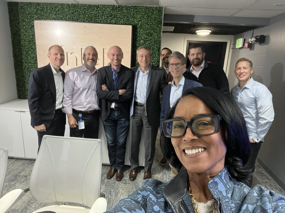 April_Boise's tweet photo. Super busy week at @intel with our Vision conference, Annual Shareholders’ Meeting and Board meetings. Thanks to our teams for all you do to keep us running!

#corporategovernance #proxyseason #intelvision #annualmeeting #iamintel https://t.co/drejph0MuC