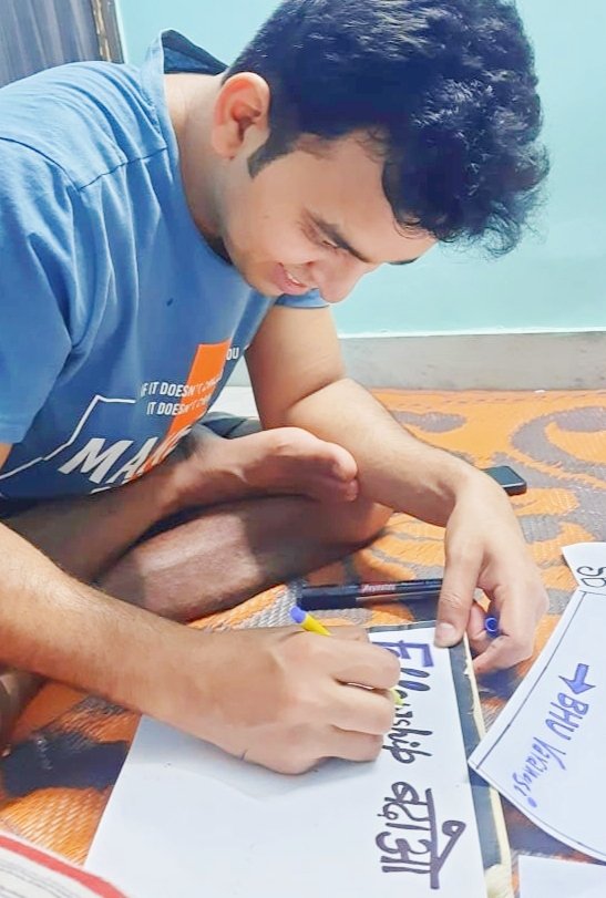 <a href="/AIRSAIndia/">All India Research Scholars Association</a> <a href="/IndiaDST/">DSTIndia</a> <a href="/DrJitendraSingh/">Dr Jitendra Singh</a> <a href="/srivaric/">chandra Srivari</a> <a href="/guptaakhilesh63/">Dr Akhilesh Gupta</a> <a href="/TimesNow/">TIMES NOW</a> <a href="/DanitaYadav/">Danita⁷</a> A research scholar should have pipette in his hand, but what has the country's <a href="/IndiaDST/">DSTIndia</a> forced him to do today?  Science has progressed like this 😫😩😩😫 

#Hike_in_fellowship 
<a href="/guptaakhilesh63/">Dr Akhilesh Gupta</a> <a href="/TheLallantop/">The Lallantop</a> <a href="/ravishndtv/">ravish ndtv</a> <a href="/srivaric/">chandra Srivari</a> <a href="/AIRSAIndia/">All India Research Scholars Association</a> <a href="/ANI/">ANI</a> <a href="/INCIndia/">Congress</a>