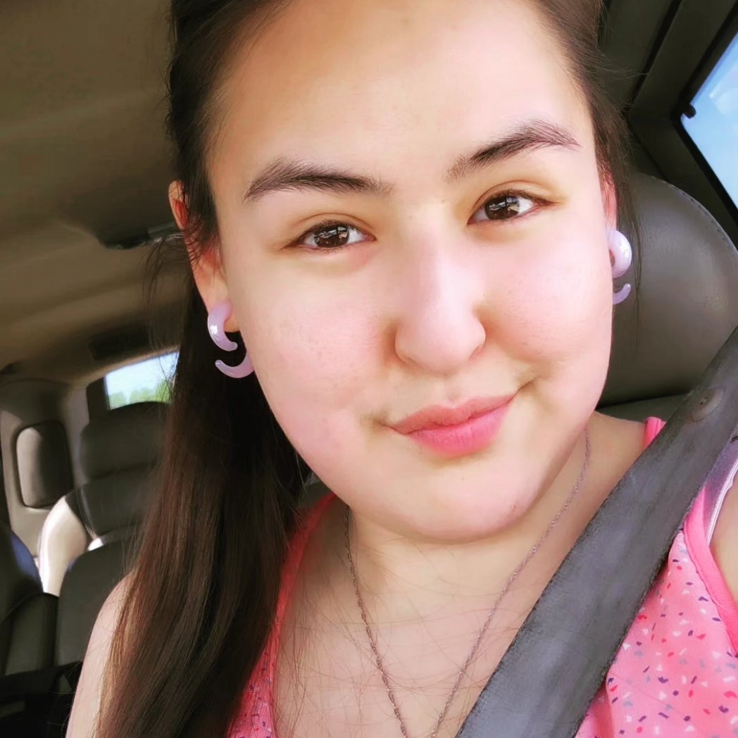 I am seriously SLAMMED and I need some help❗️❗️❗️

Who would be interested in some extra income working from your phone, on your own time, helping me expand my business? 

I have 10 positions open!!✨