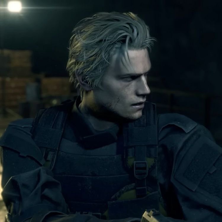 luckystarbea's tweet photo. just dropping these off for my beloved re twitter moots imo the second best leon mod mwah 🫶🏻 https://t.co/Do9Cwn8HTw
