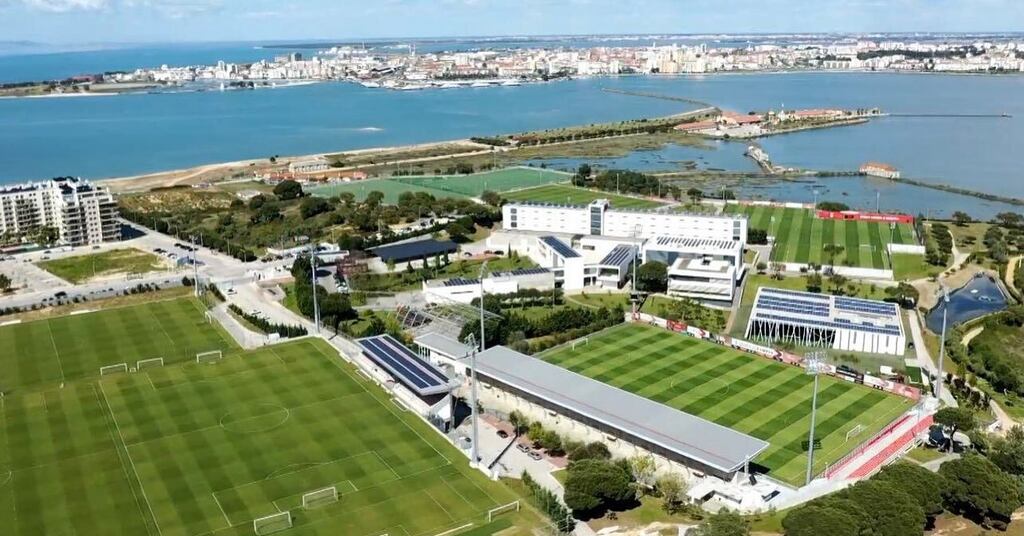 OzanSoccer's tweet photo. Looking forward to playing again at @benficacampus … Amazing facility. June 25, 2023… #midfield #centermid
#sockersfc #sfc #TheWrathofZan #altınordu #goztepe #futbol #soccer #football #calcio #fussball #fußball #fotboll #ussoccer #footy #футбол #voet… https://t.co/4peaWEWsY9 https://t.co/4gADs7YR61
