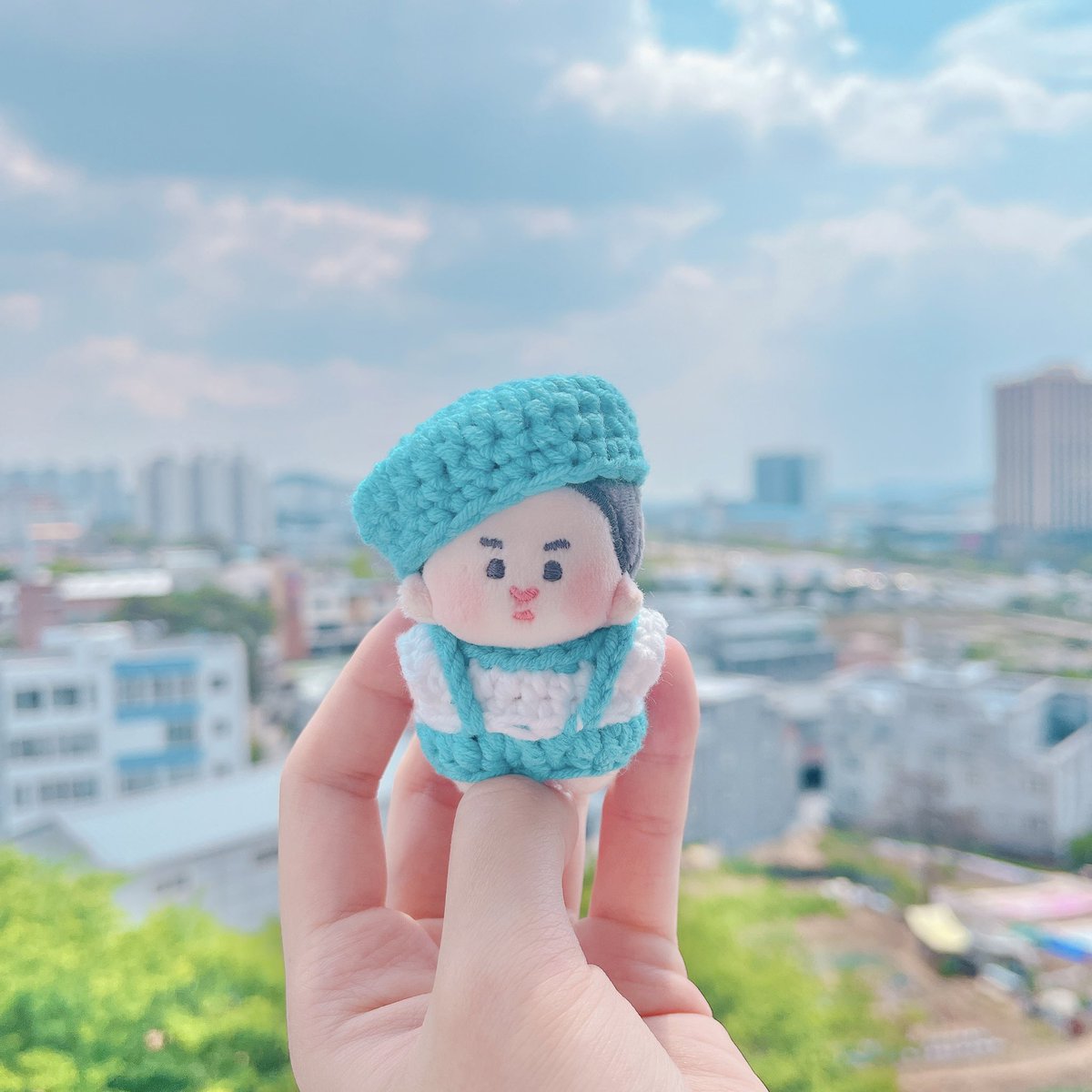 베베블리 tweet media